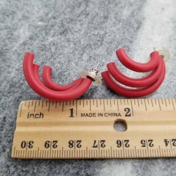 Vintage Funky Red Modernist Post Earrings, Retro 80s Style - Picture 3 of 4